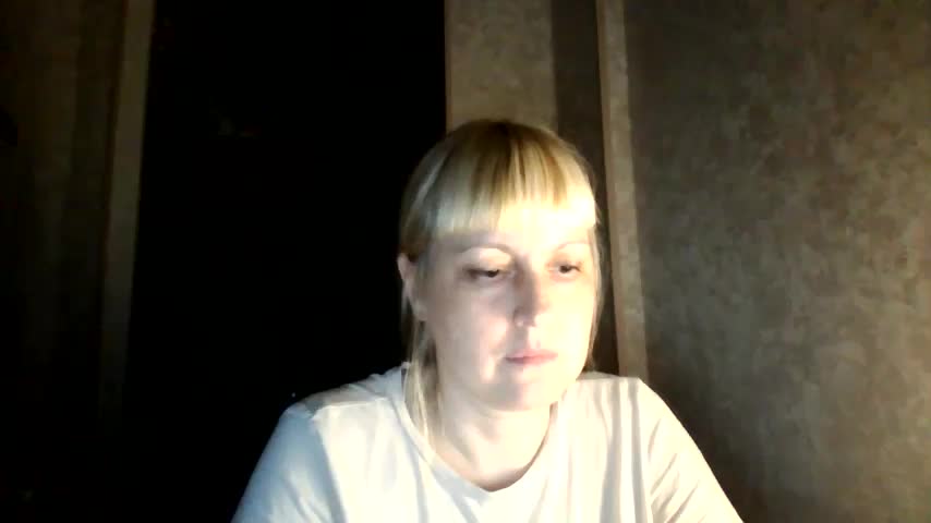 krisss2016 Live Sex December 12, 2025