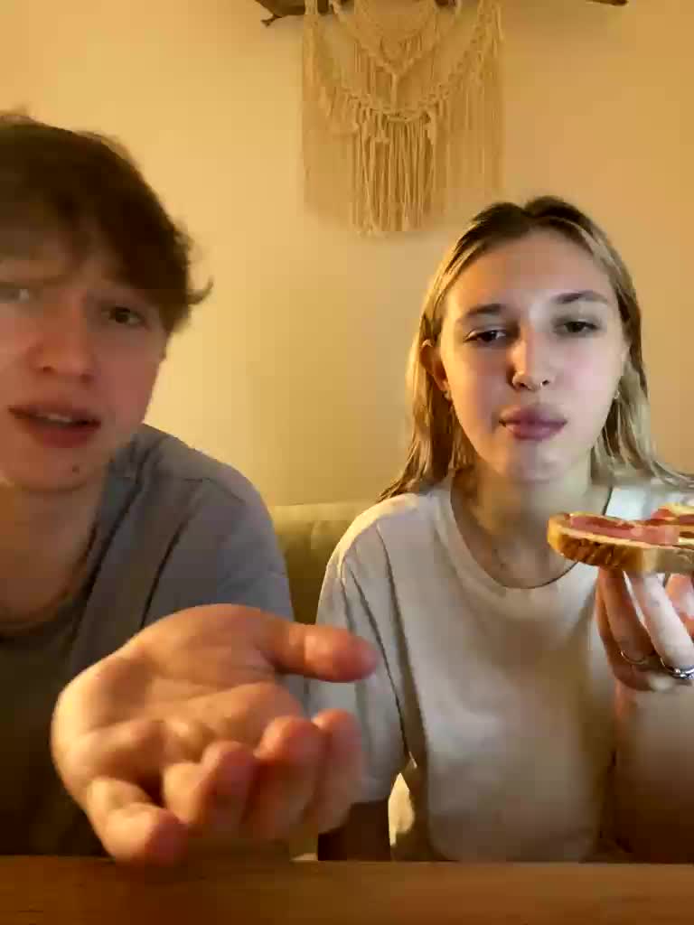 lina_wap Live Sex December 19, 2025