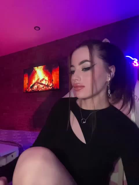 HotGirlEva Live Sex December 13, 2025