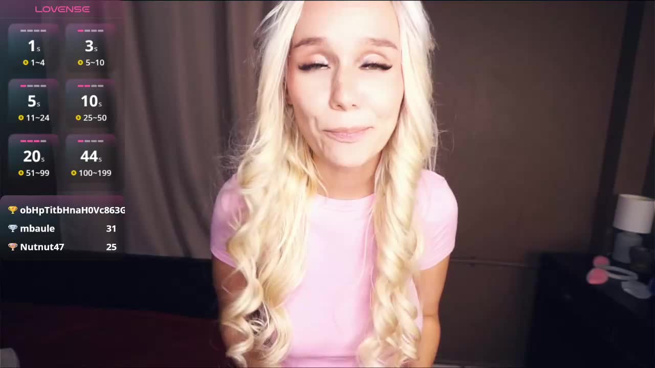 gwenbudlong Live Sex December 12, 2025