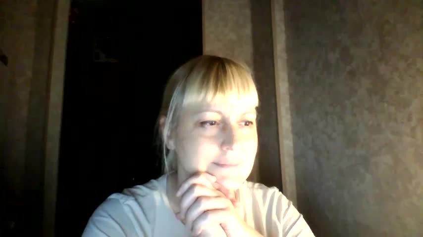 krisss2016 Live Sex December 12, 2025