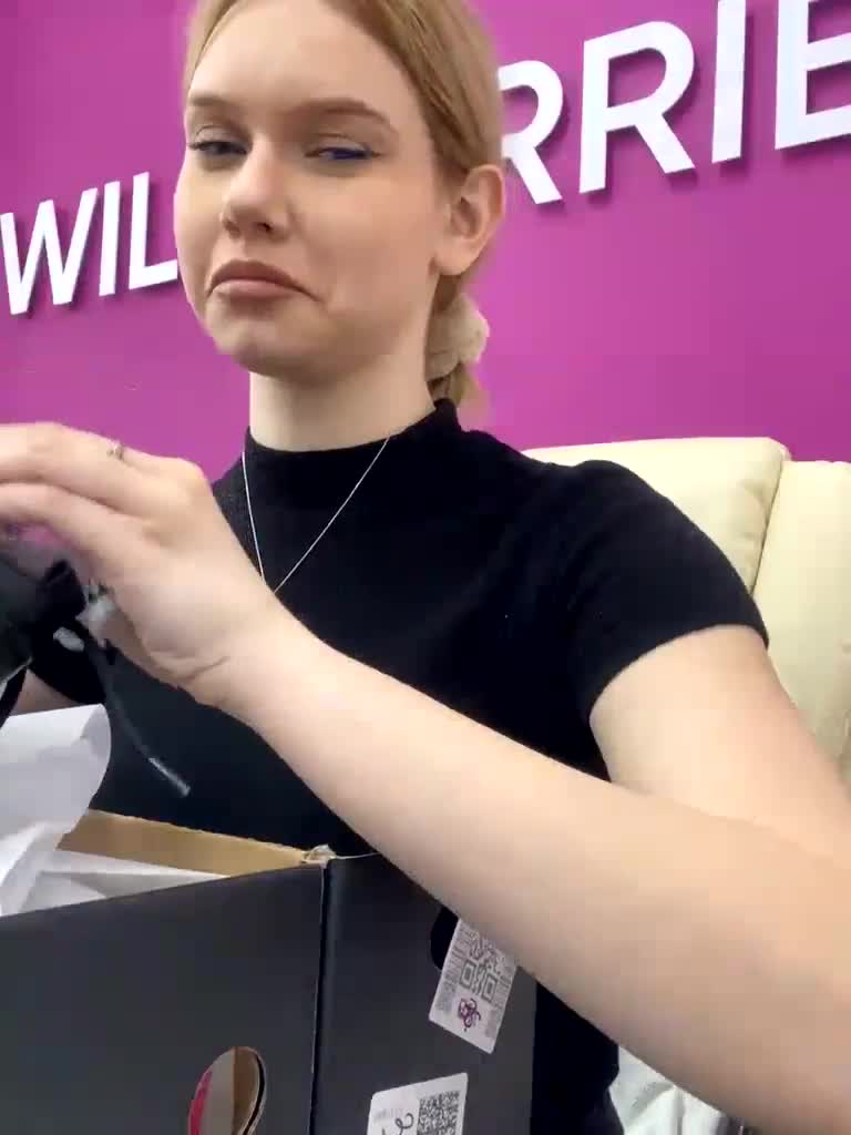 VikaAndMilana Live Sex December 13, 2025