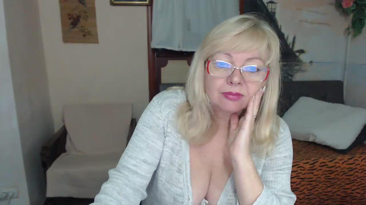 EvelynLoveShy Live Sex December 14, 2025