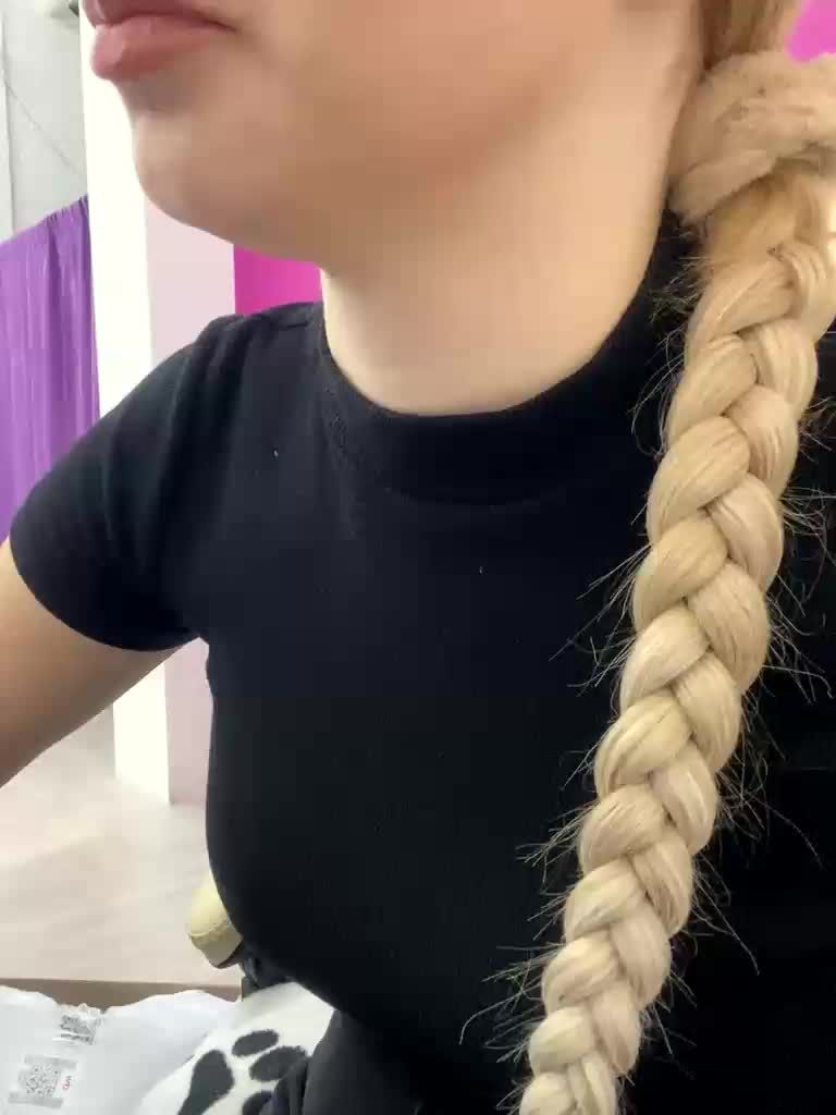 VikaAndMilana Live Sex December 13, 2025