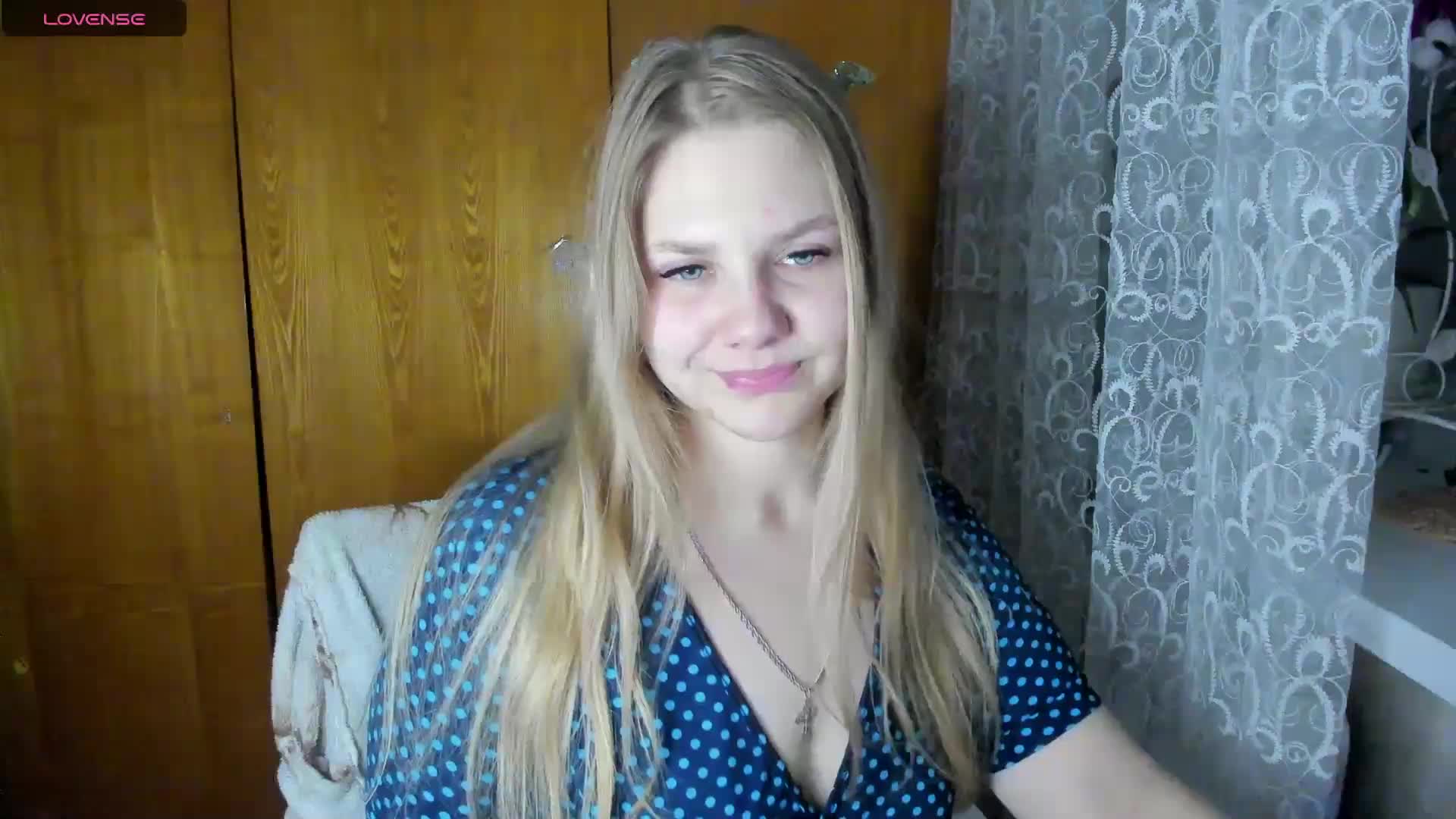 Emma-Frizea Live Sex December 13, 2025