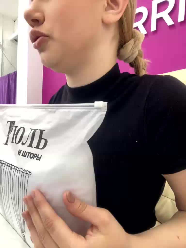 VikaAndMilana Live Sex December 13, 2025