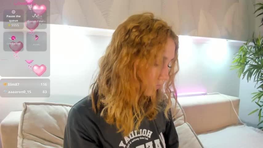 Luna_G0ld Live Sex December 13, 2025