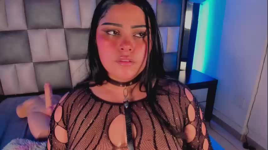 andrea_brunette_ Live Sex December 12, 2025