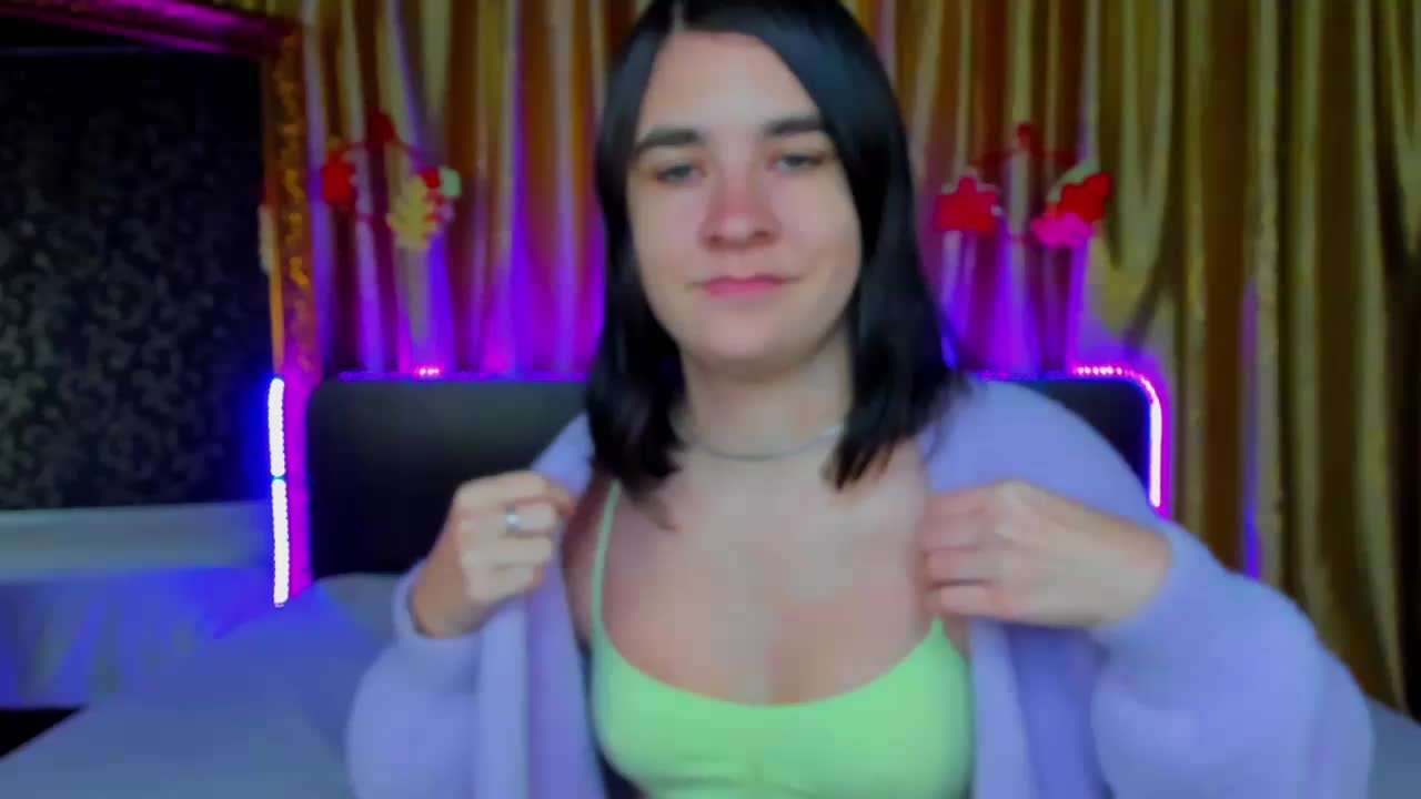 Polly-Love Live Sex December 17, 2025