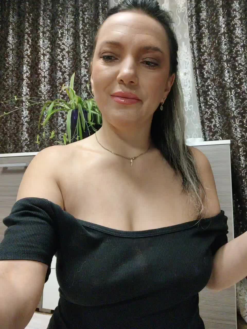 ProstoLolkaXXX Live Sex December 13, 2025