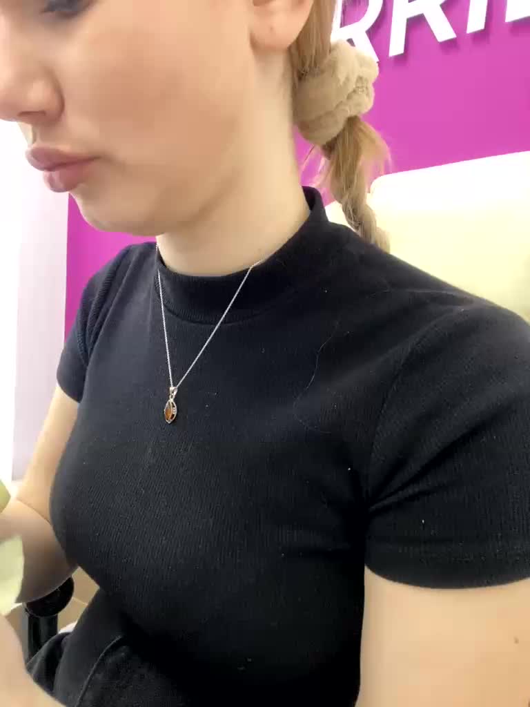 VikaAndMilana Live Sex December 13, 2025