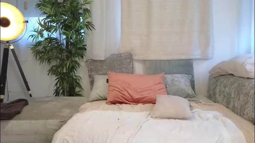 malenahot525 Live Sex December 13, 2025