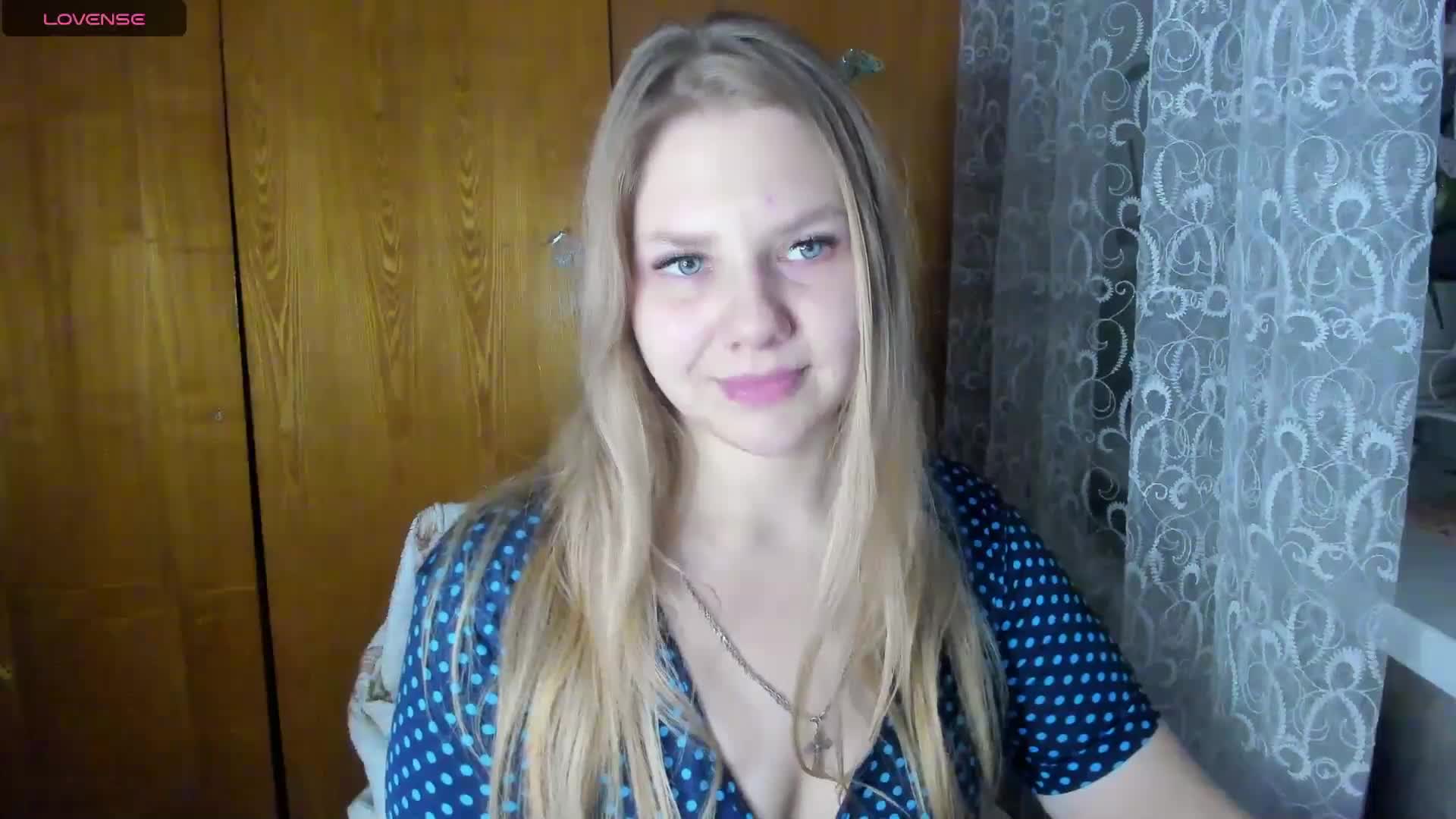 Emma-Frizea Live Sex December 13, 2025