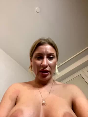 belle98 Live Sex December 14, 2025