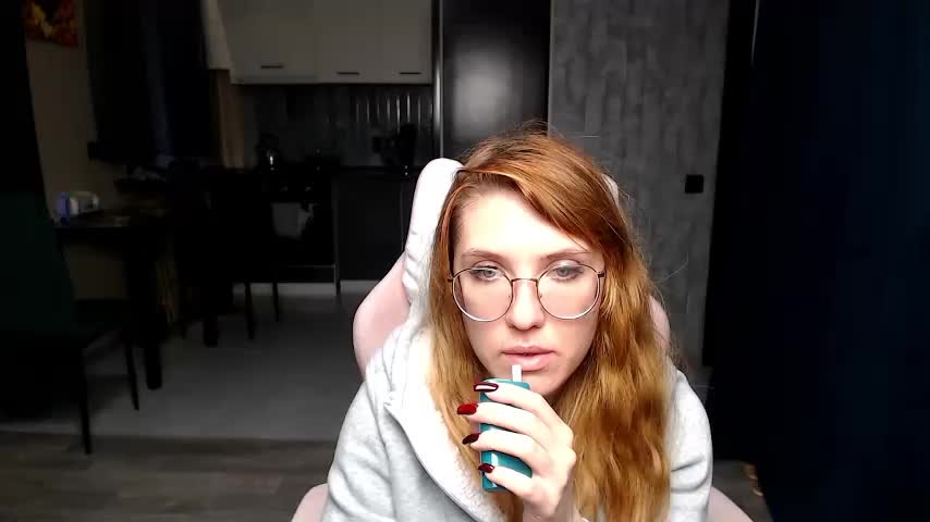 Reginasmilee Live Sex December 13, 2025