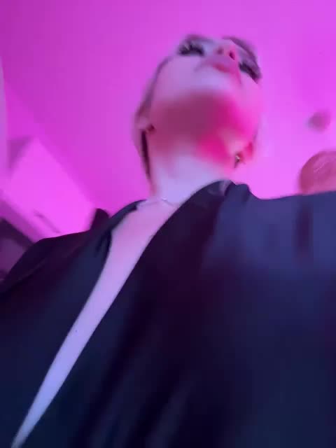 Eva-Kitty1 Live Sex November 21, 2025