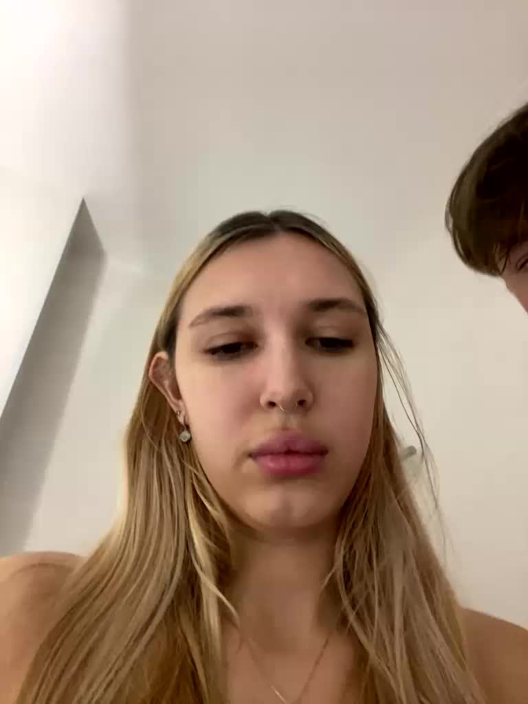 lina_wap Live Sex December 19, 2025