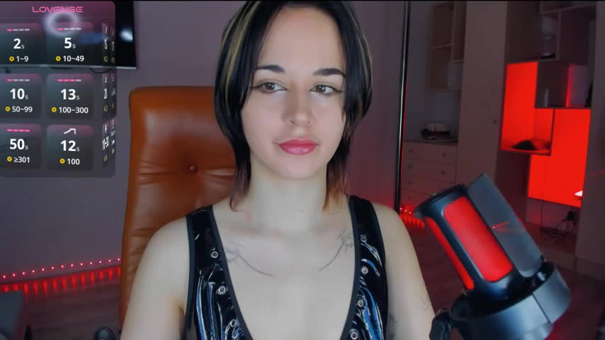 mollyposhh Live Sex December 13, 2025