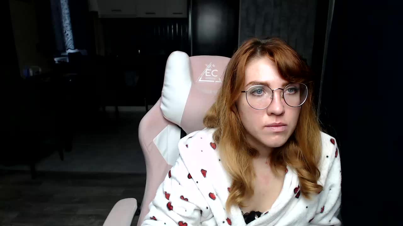 Regimasmile Live Sex December 13, 2025