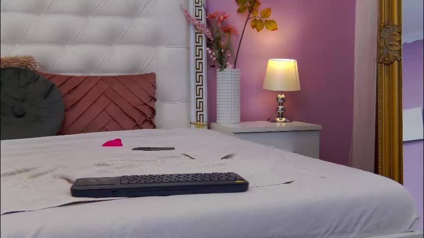 _lenapaul_ Live Sex December 15, 2025