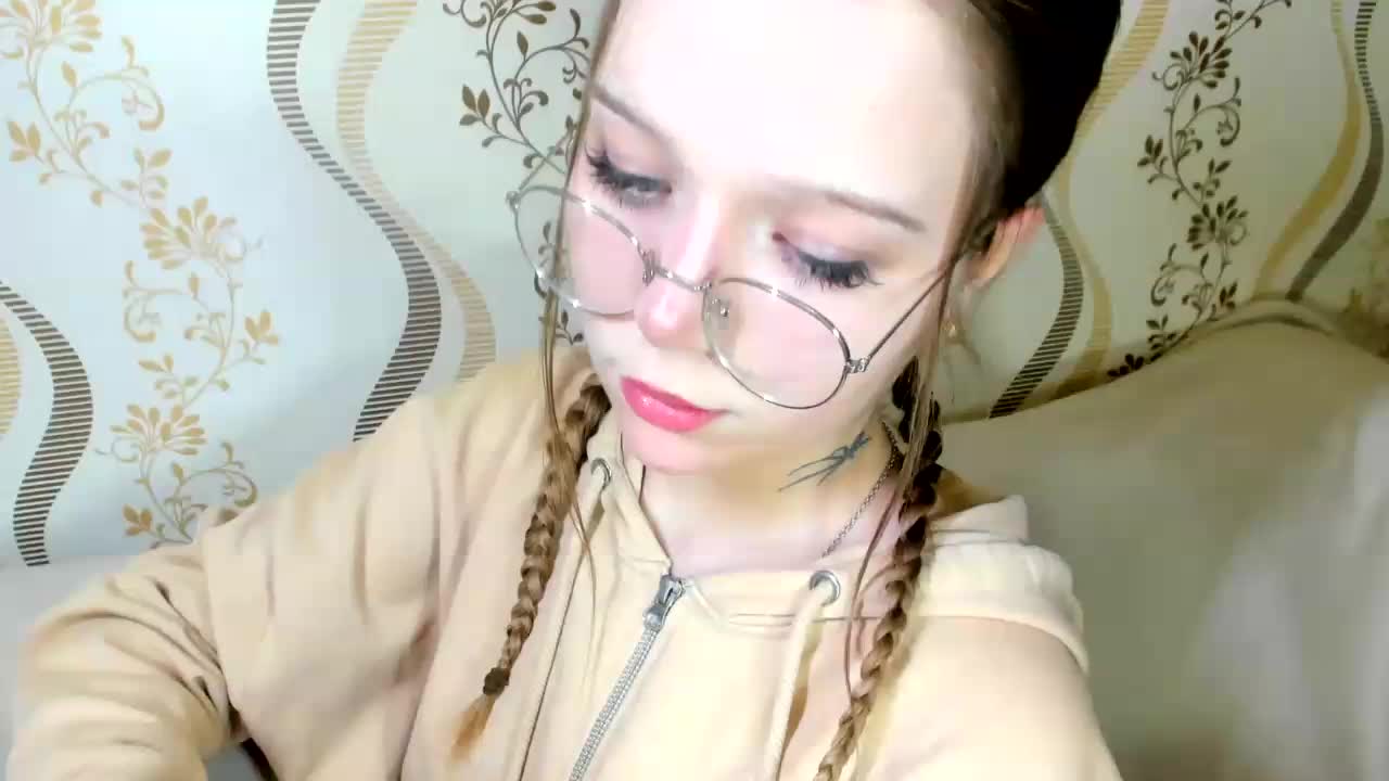 MelMooon Live Sex December 13, 2025