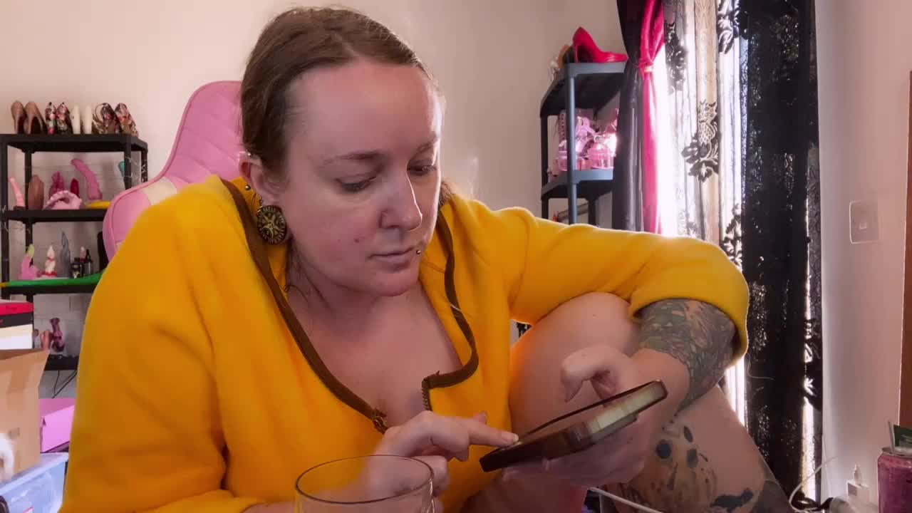 NylonQueen Live Sex December 13, 2025