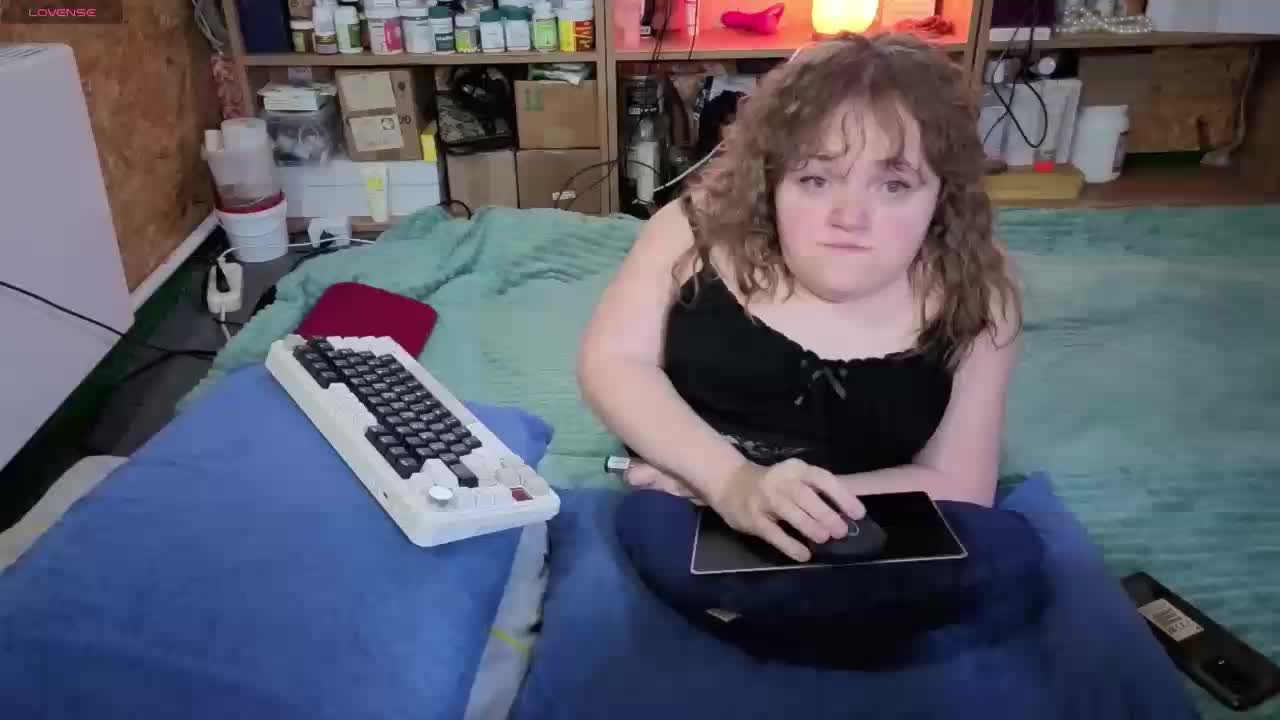 MiniNatali Live Sex December 13, 2025