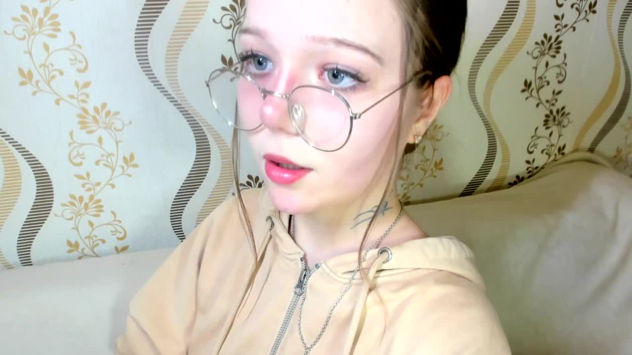 MelMooon Live Sex December 13, 2025