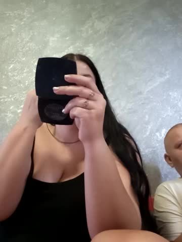 Greta_Tamar Live Sex December 17, 2025