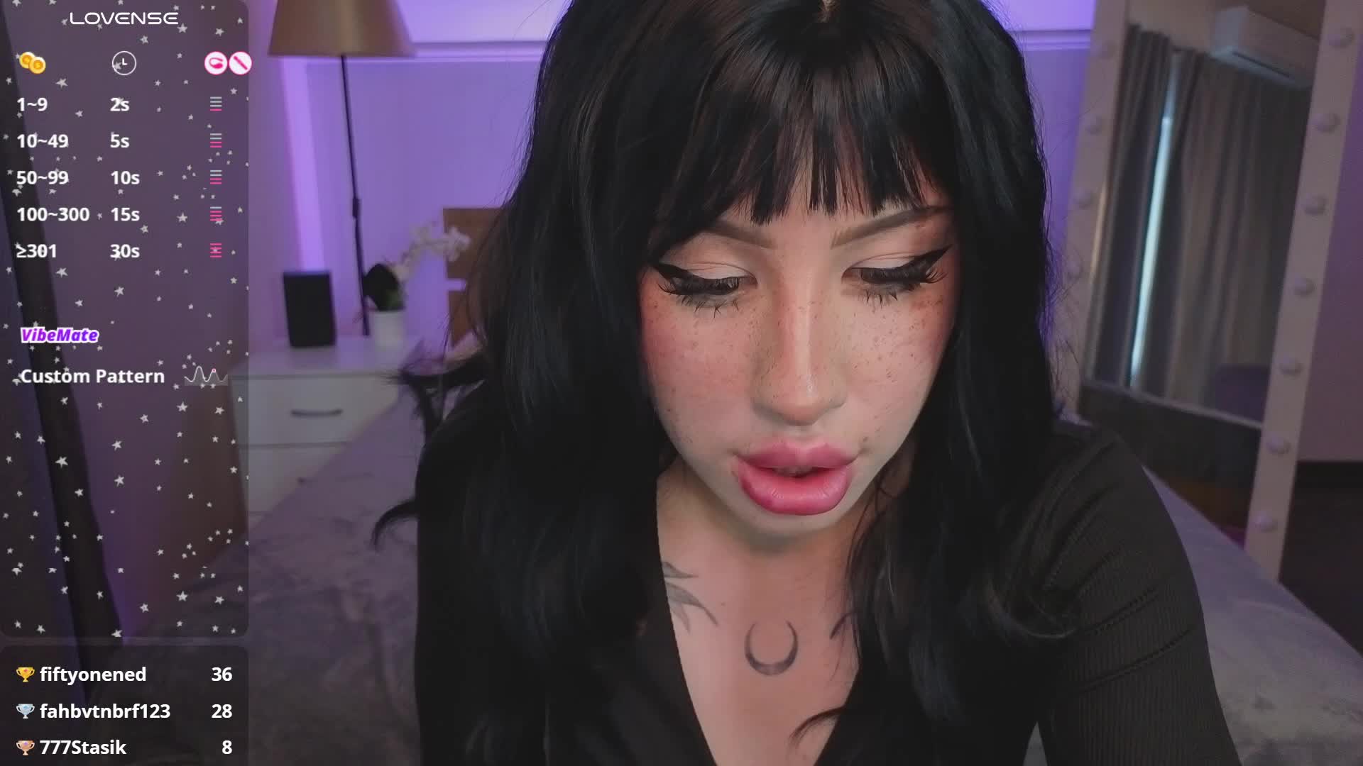 Necucubi Live Sex December 15, 2025