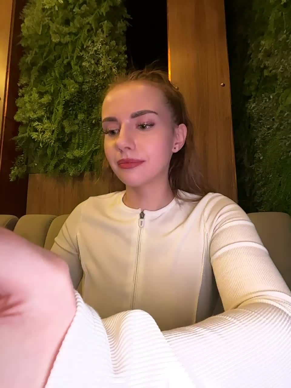 VikkiExtraCheese Live Sex December 13, 2025