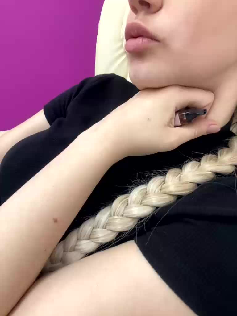 VikaAndMilana Live Sex December 13, 2025