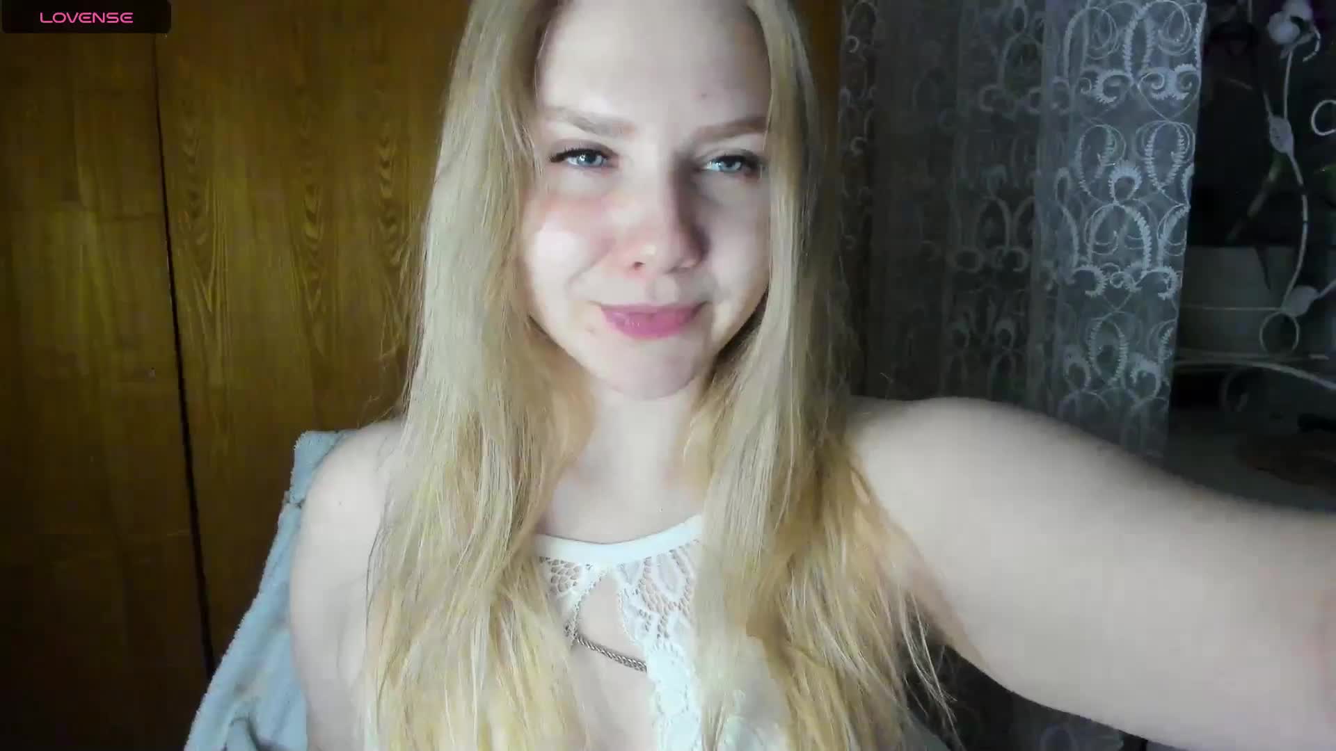 Emma-Frizea Live Sex December 13, 2025