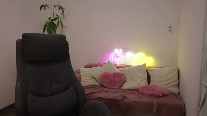 littlestellaspark Live Sex December 12, 2025