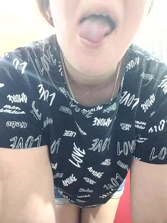 Mia883 Live Sex December 12, 2025