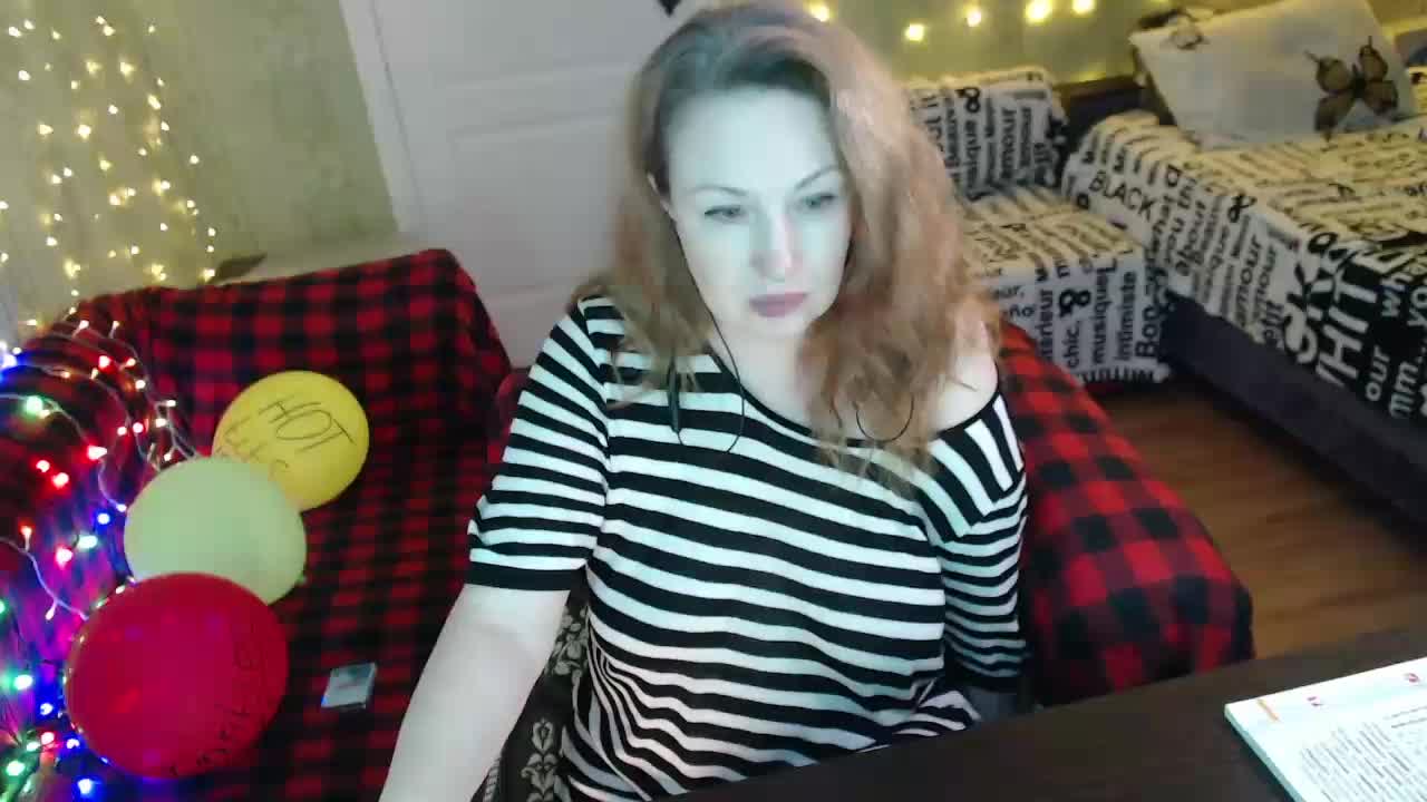MeganIris Live Sex December 14, 2025