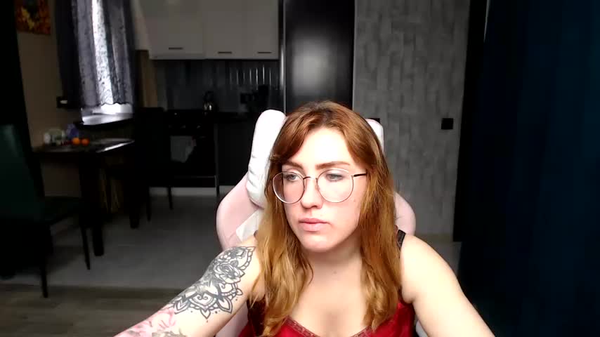 Reginasmilee Live Sex December 13, 2025