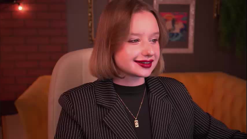 red_queeen Live Sex November 22, 2025