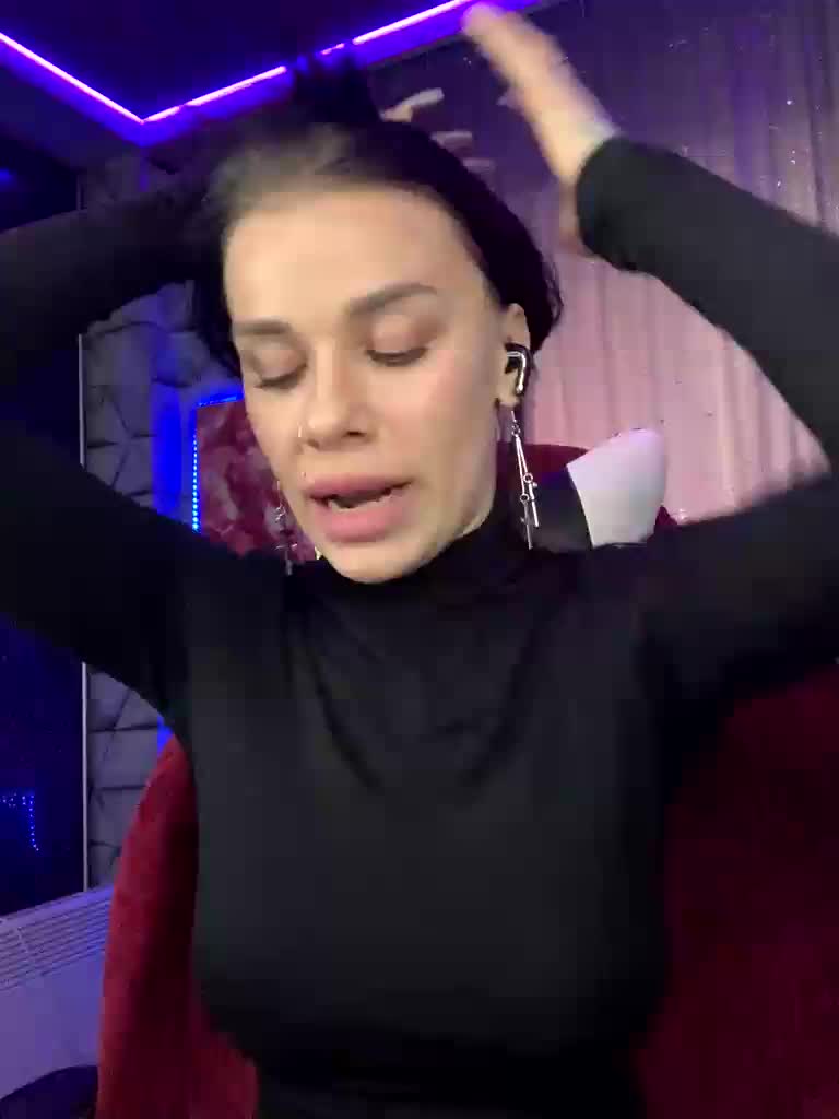 deva_maria Live Sex December 13, 2025
