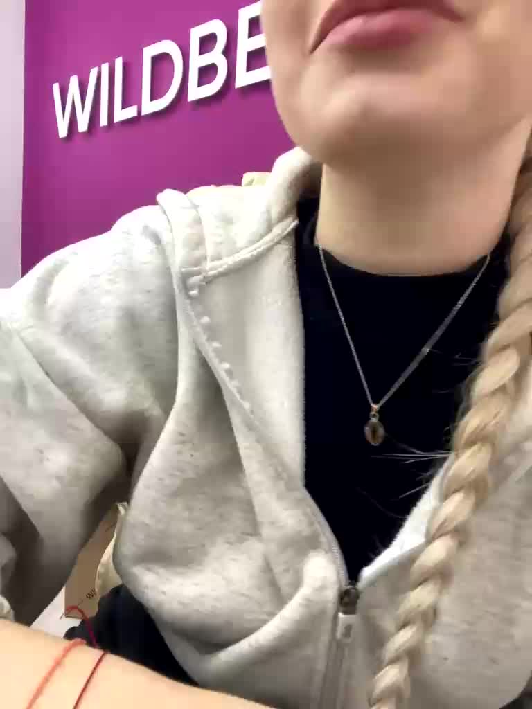 VikaAndMilana Live Sex December 13, 2025