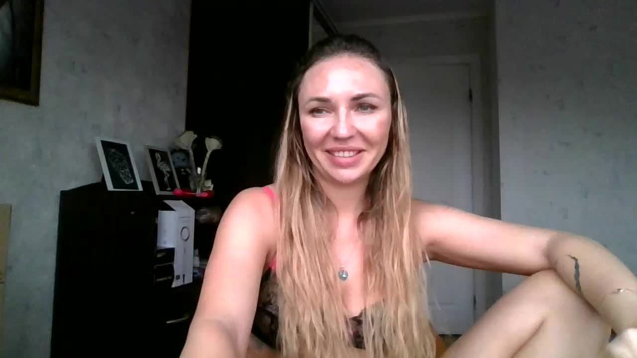 CuteAngelina Live Sex December 14, 2025