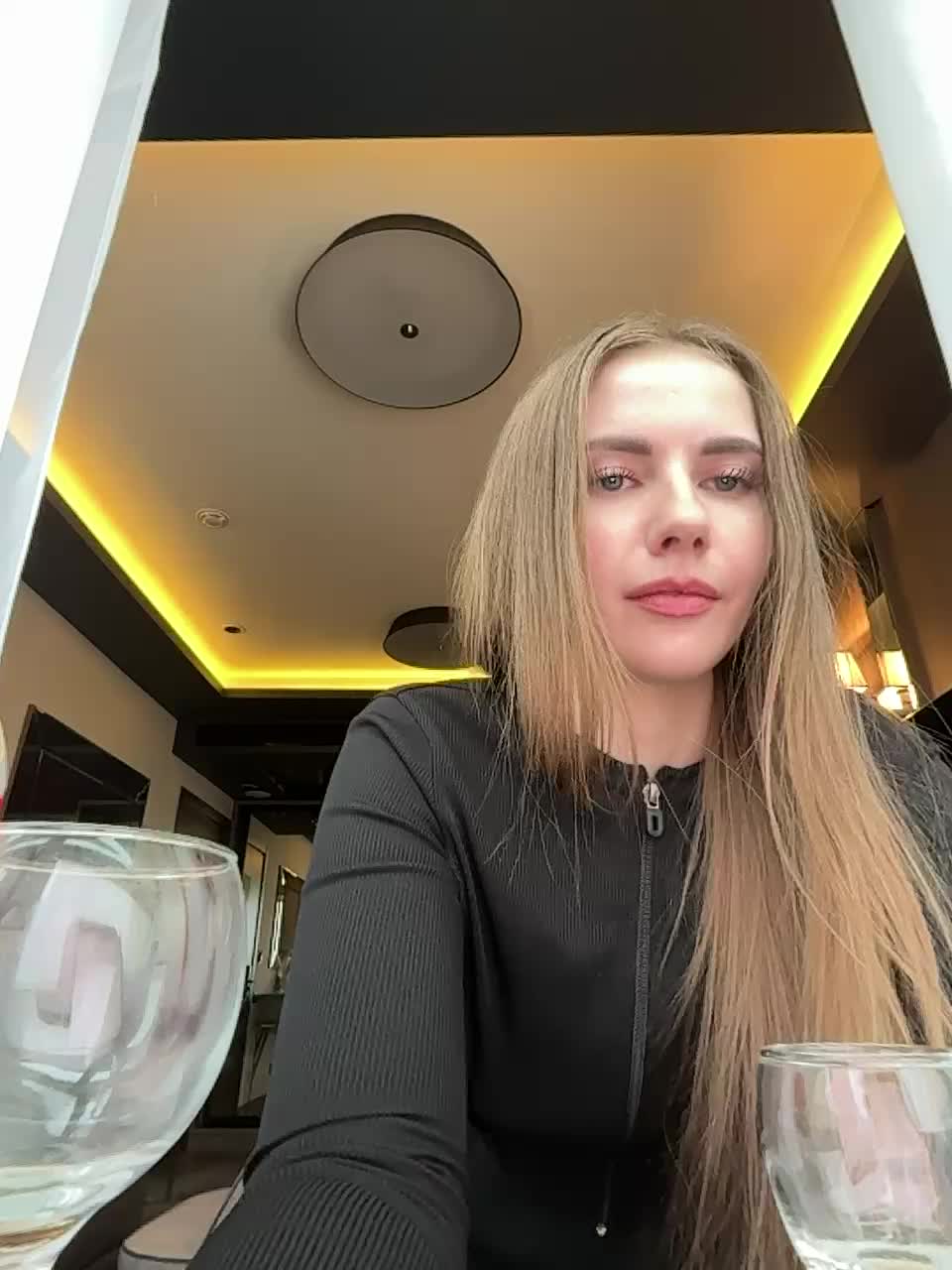 VikkiExtraCheese Live Sex December 13, 2025