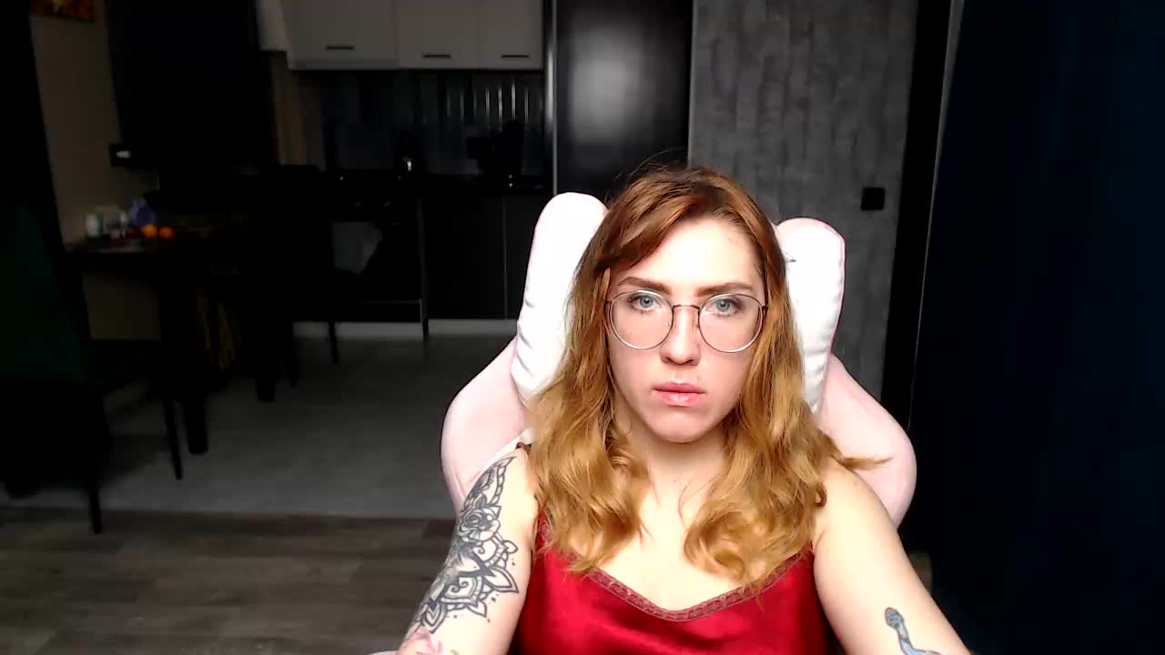 Regimasmile Live Sex December 13, 2025