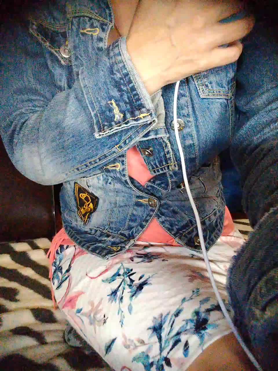 777_Sensuality_oo1 Live Sex December 12, 2025