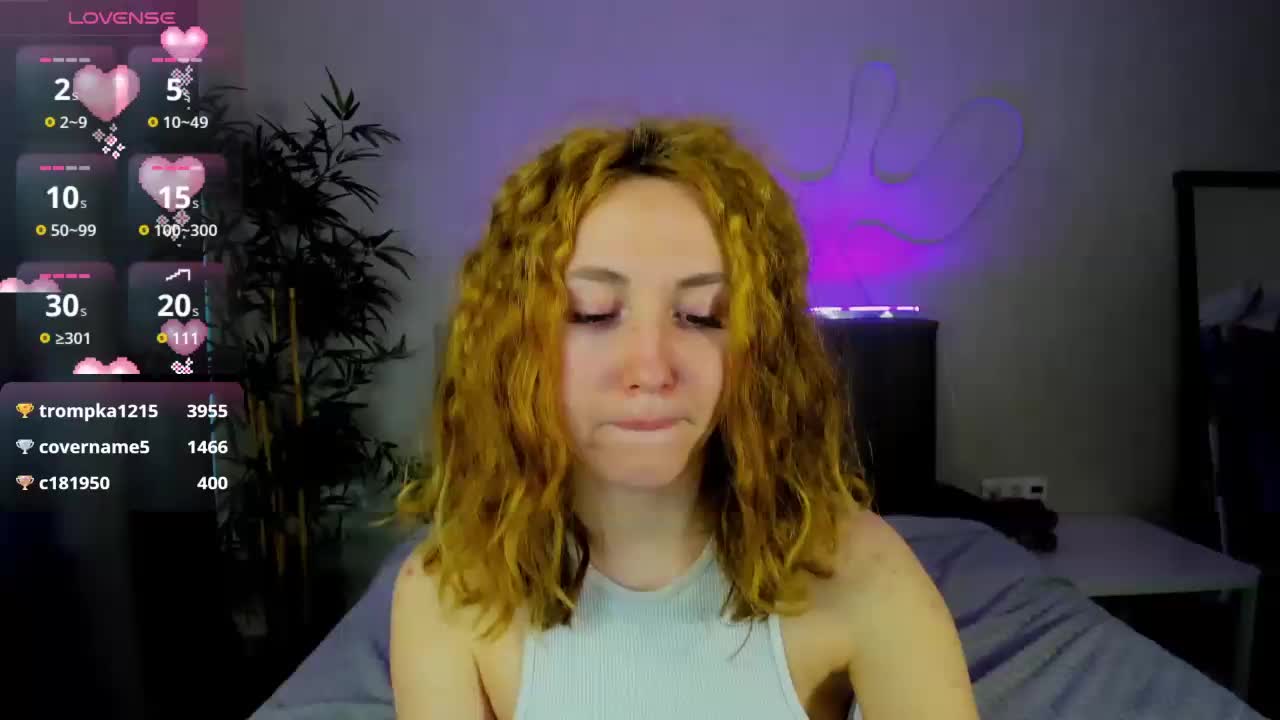 Luna-Go1d Live Sex December 13, 2025