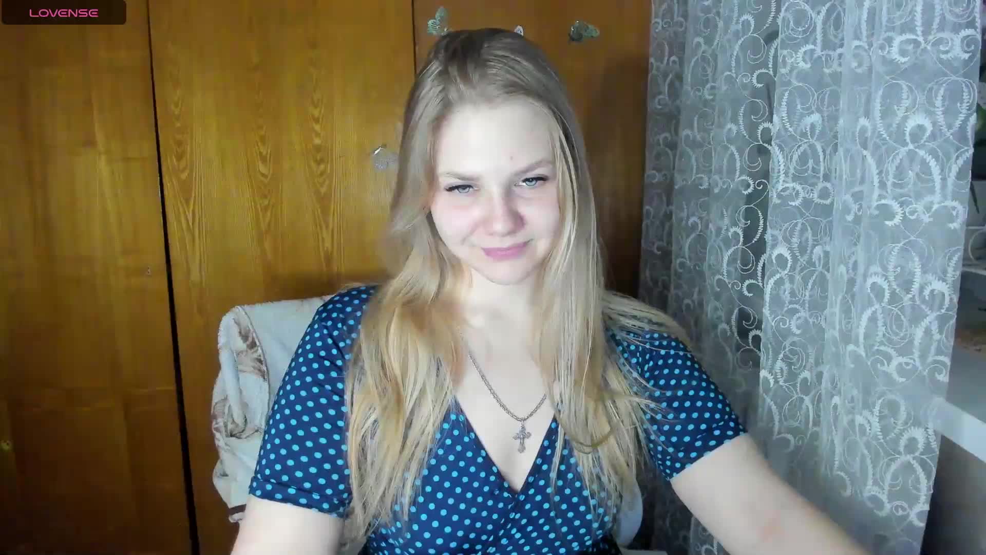 Emma-Frizea Live Sex December 13, 2025