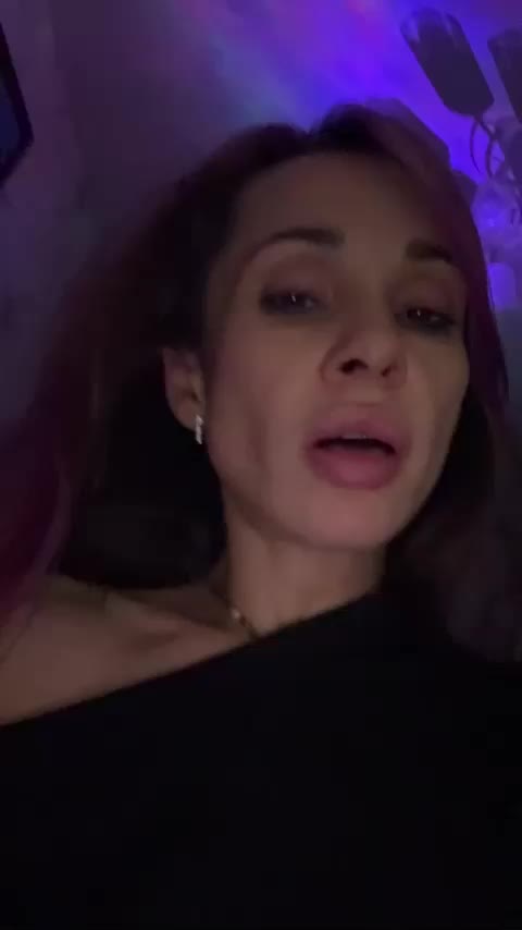VIP17CoupleDream Live Sex December 13, 2025