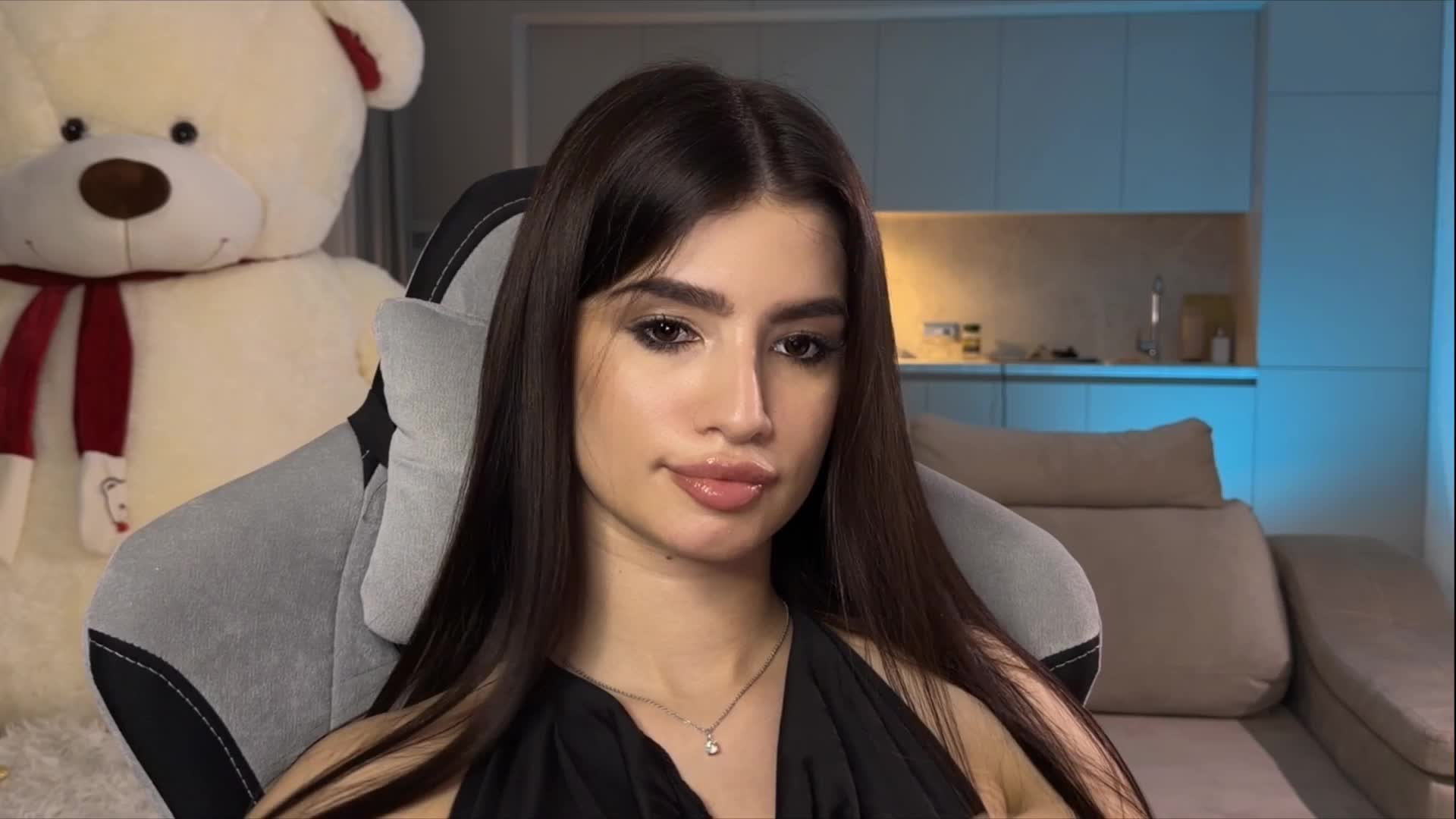 Sofi-Mi Live Sex December 13, 2025