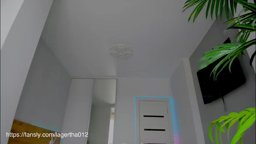 xvsesss Live Sex November 23, 2025