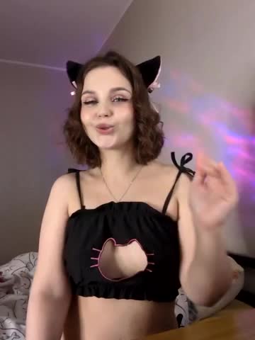 Kikki Live Sex December 12, 2025